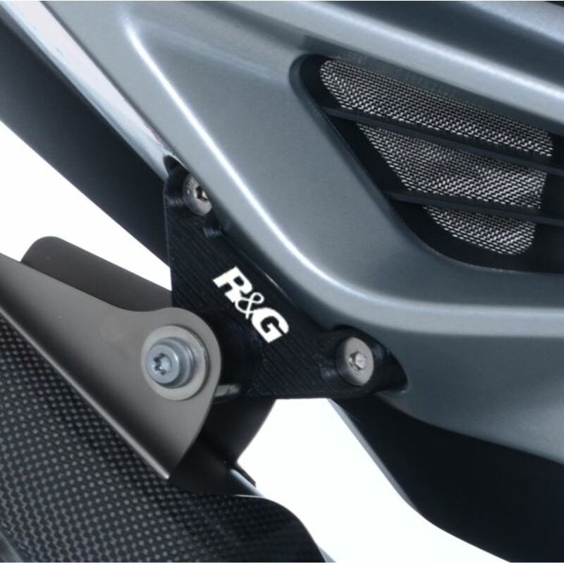 Patte de fixation de silencieux R&G RACING noir KTM Duke 790 Patte de fixation de silencieux R&G RACING noir KTM Duke 790